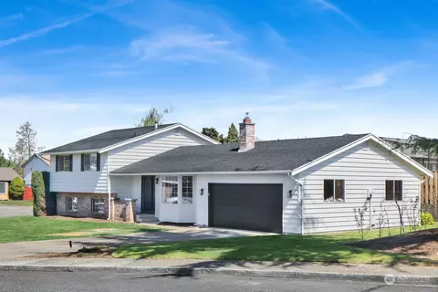 601 Cascade Ct, Lynden, WA 98264