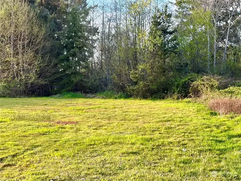 520 W Newell St, Westport, WA 98595