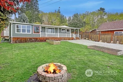 138 Tarragon Ave, Camano Island, WA 98282