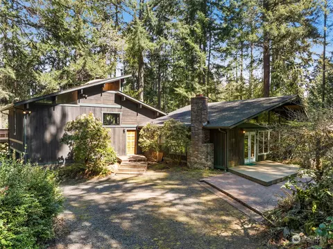 7507 35th St NW, Gig Harbor, WA 98335