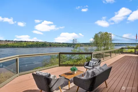 1103 Aqua Vista Dr NW, Gig Harbor, WA 98335