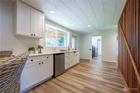 10605 NE 194th St, Bothell, WA 98011 photo 25