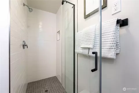 10605 NE 194th St, Bothell, WA 98011 photo 21
