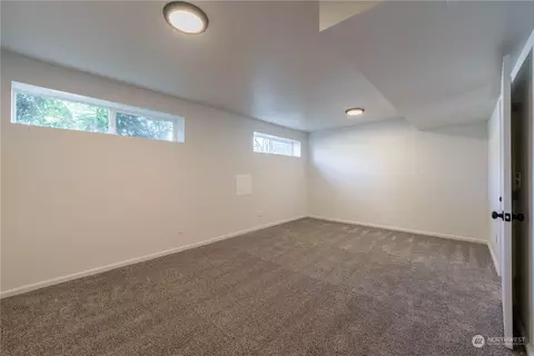 10605 NE 194th St, Bothell, WA 98011 photo 32