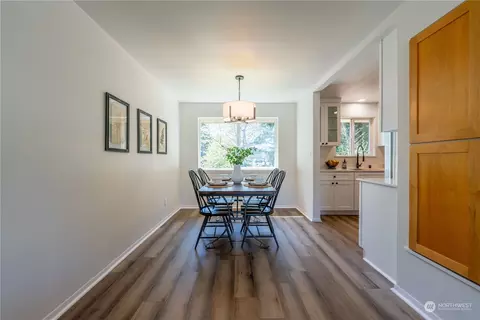 10605 NE 194th St, Bothell, WA 98011 photo 9