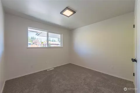 10605 NE 194th St, Bothell, WA 98011 photo 14