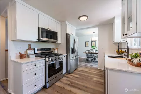 10605 NE 194th St, Bothell, WA 98011 photo 13