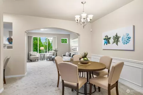 Dining - 2915 Belmonte Ln, Everett, WA 98201 photo 1 of 5