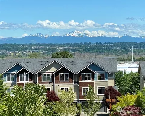 Exterior - 2915 Belmonte Ln, Everett, WA 98201 photo 4 of 9