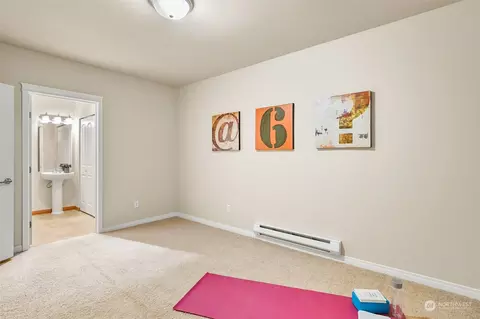 Bedroom - 2915 Belmonte Ln, Everett, WA 98201 photo 6 of 7