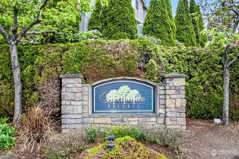 View/Area - 2915 Belmonte Ln, Everett, WA 98201 photo 3 of 3