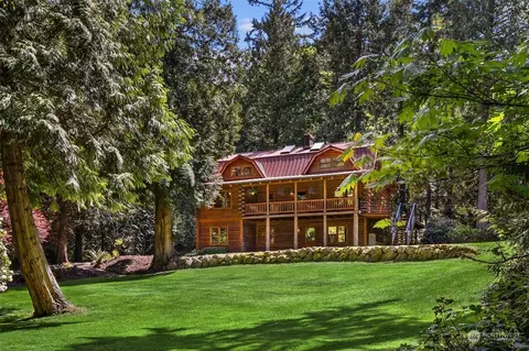 7720 Springridge Rd NE, Bainbridge Island, WA 98110