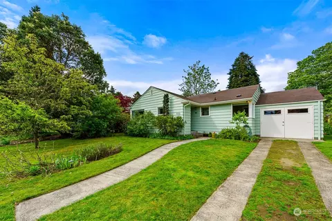 11721 22nd Ave NE, Seattle, WA 98125
