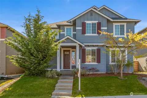 18422 Village Pkwy E, Bonney Lake, WA 98391