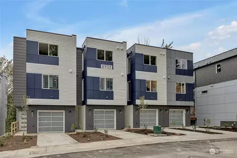 8905 NE 173rd Pl #B, Bothell, WA 98011 photo 2