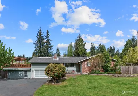 19715 73rd Ave W, Lynnwood, WA 98036