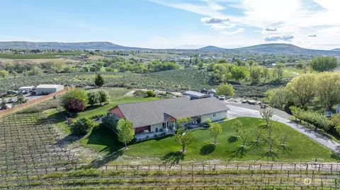 34821 N 114 Pr NW, Benton City, WA 99320