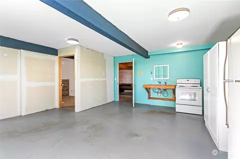 Exterior - 6402 Goodwin Rd, Everson, WA 98247 photo 8 of 13