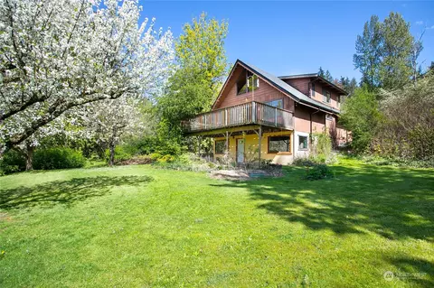 Exterior - 6402 Goodwin Rd, Everson, WA 98247 photo 7 of 13