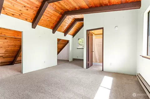 Bedroom - 6402 Goodwin Rd, Everson, WA 98247 photo 5 of 5