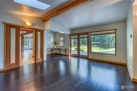 Living - 77 Oak Ln, Deer Harbor, WA 98243 photo 8 of 9