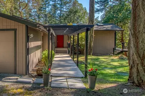 Exterior - 77 Oak Ln, Deer Harbor, WA 98243 photo 10 of 15