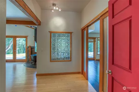 Entry Way - 77 Oak Ln, Deer Harbor, WA 98243 photo 1 of 1