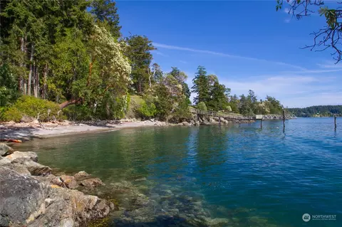 View/Area - 77 Oak Ln, Deer Harbor, WA 98243 photo 4 of 4