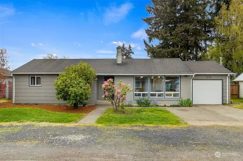 1225 View Ave, Centralia, WA 98531
