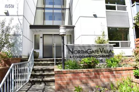 10501 8th Ave NE #121, Seattle, WA 98125