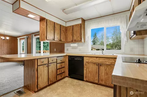 828 Wandering Creek Dr, Bothell, WA 98021 photo 13
