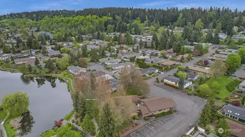 828 Wandering Creek Dr, Bothell, WA 98021 photo 34