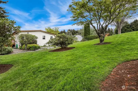 828 Wandering Creek Dr, Bothell, WA 98021 photo 5
