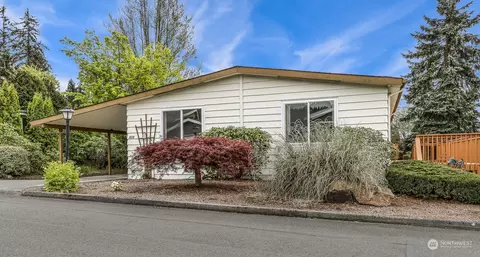 828 Wandering Creek Dr, Bothell, WA 98021 photo 4