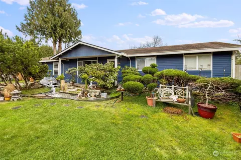 7689 NE Broadleaf Ct, Bremerton, WA 98311