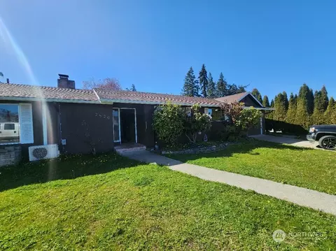 2520 Columbus Ave, Port Angeles, WA 98362