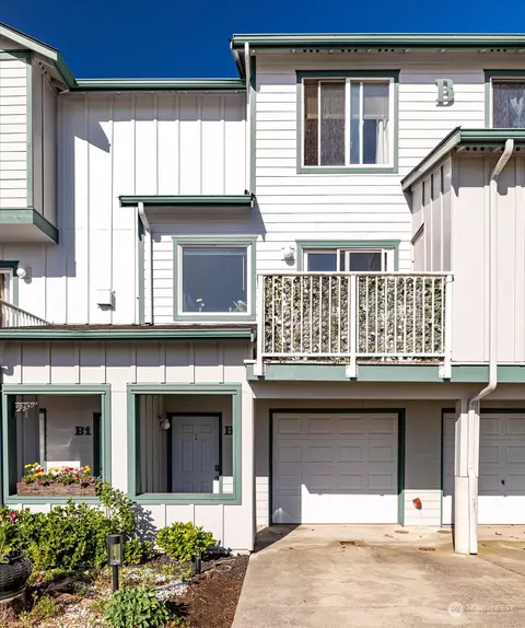 30875 State Route 20 #B2, Oak Harbor, WA 98277