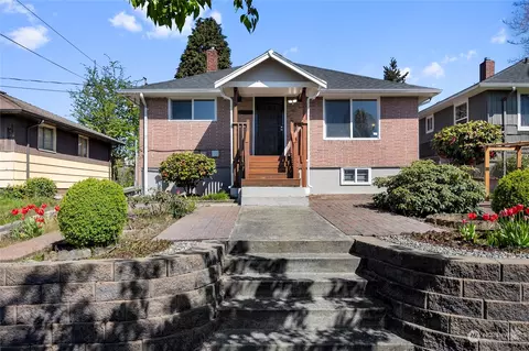 4230 S Eddy St, Seattle, WA 98118