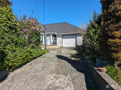 429 W 6th St, Aberdeen, WA 98520