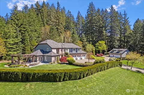 25418 NE 8th St, Sammamish, WA 98074