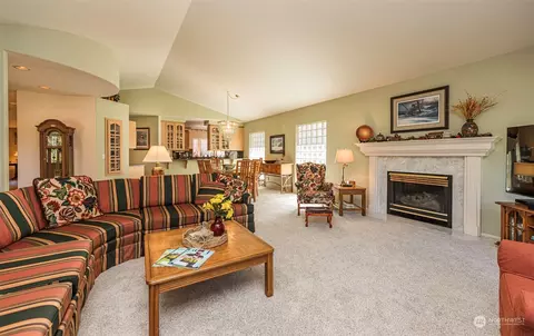 Living - 179 Horizon View Dr, Sequim, WA 98382 photo 3 of 4