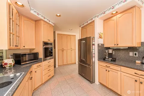 Kitchen - 179 Horizon View Dr, Sequim, WA 98382 photo 2 of 4
