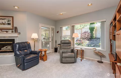 Living - 179 Horizon View Dr, Sequim, WA 98382 photo 4 of 4