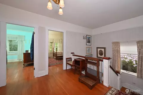 Entry Way - 714 20th Ave E, Seattle, WA 98112 photo 5 of 5