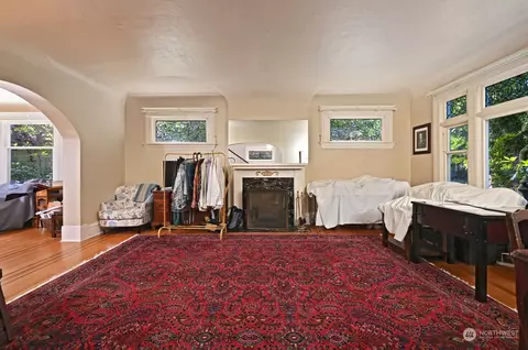 Living - 714 20th Ave E, Seattle, WA 98112 photo 1 of 2