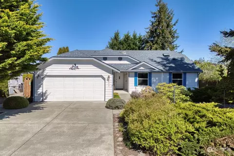 852 E Cedar St, Sequim, WA 98382