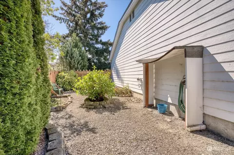 Exterior - 852 E Cedar St, Sequim, WA 98382 photo 9 of 12