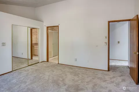 Bedroom - 852 E Cedar St, Sequim, WA 98382 photo 4 of 7