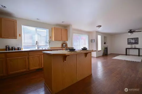 Kitchen - 1218 185th St E, Spanaway, WA 98387 photo 1 of 4