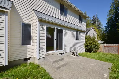 Exterior - 1218 185th St E, Spanaway, WA 98387 photo 7 of 9
